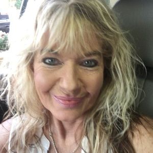 Meet your Posher, Sherry